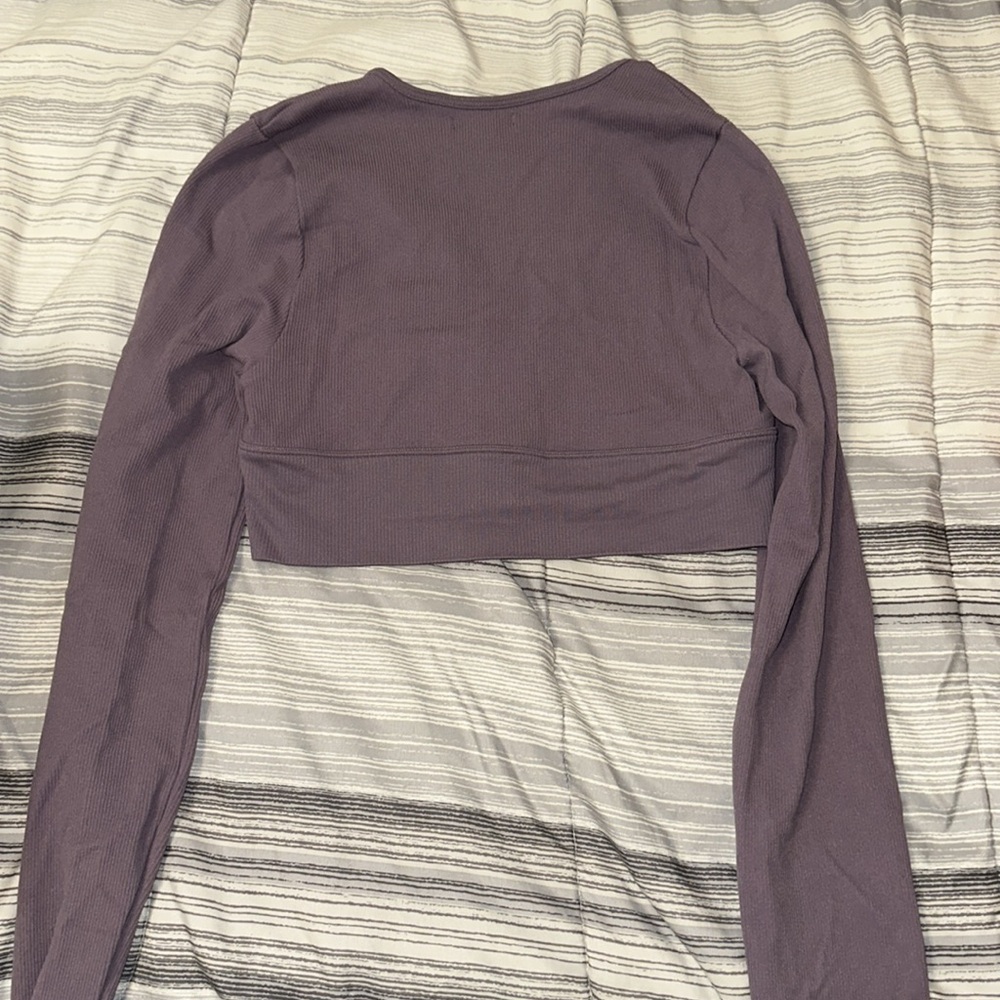 Wild Fable Cropped Gym Top - Picture 3 of 3